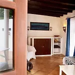 公寓 Casa Hibisco Mit Schoenem Garten By Interhome *