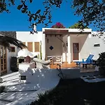 Casa Hibisco Mit Schoenem Garten By Interhome * Uga