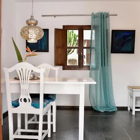 Casa Hibisco Mit Schoenem Garten By Interhome *