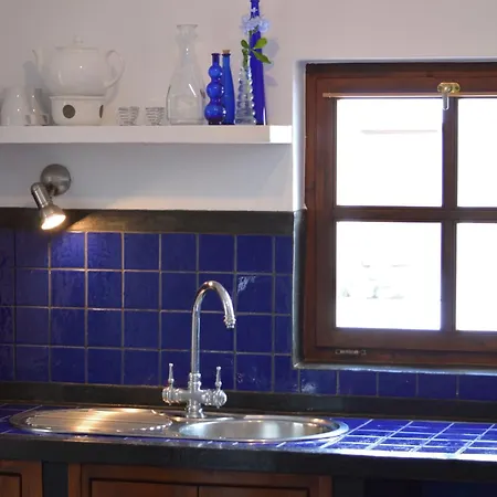 Apartamento Casa Hibisco Mit Schoenem Garten By Interhome