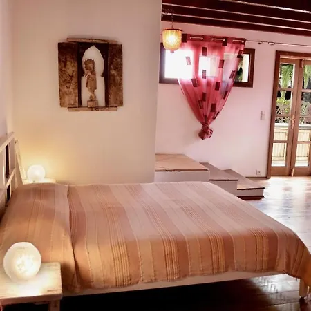 Casa Hibisco Mit Schoenem Garten By Interhome Apartment Uga